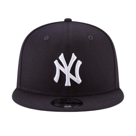 New Era Other - NEW ERA • New York Yankees FlexFit SnapBack Cap Hat